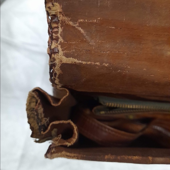 VINTAGE 70’S CROCODILE HAND MADE BAG - Picture 7 of 12